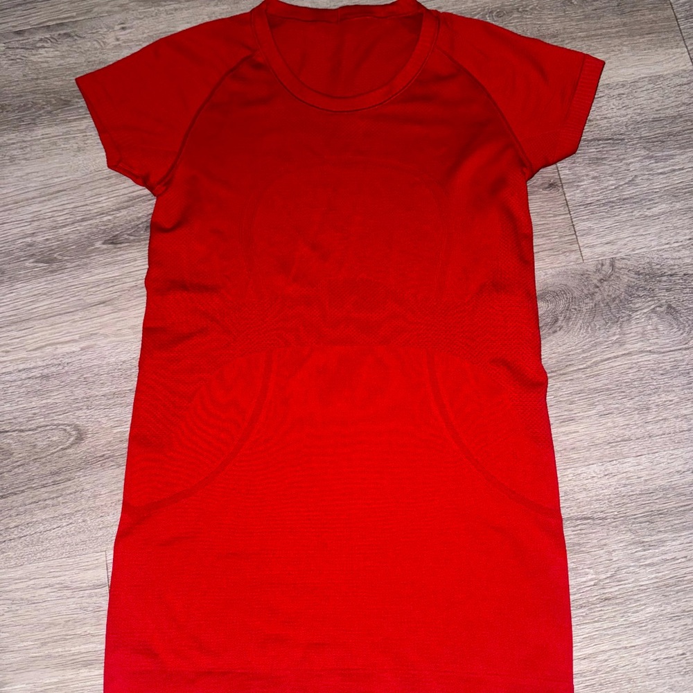 Lululemon Swiftly Tech Tee Sz 6